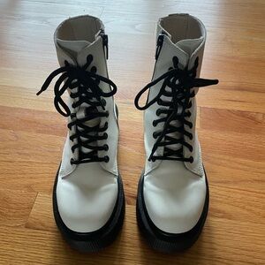 Jeffrey Campbell White Lugged Platform Combat Boots - Size 7